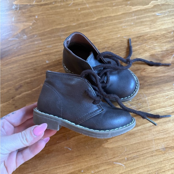 Classic Brown Toddler Leather Boots - Picture 2 of 4